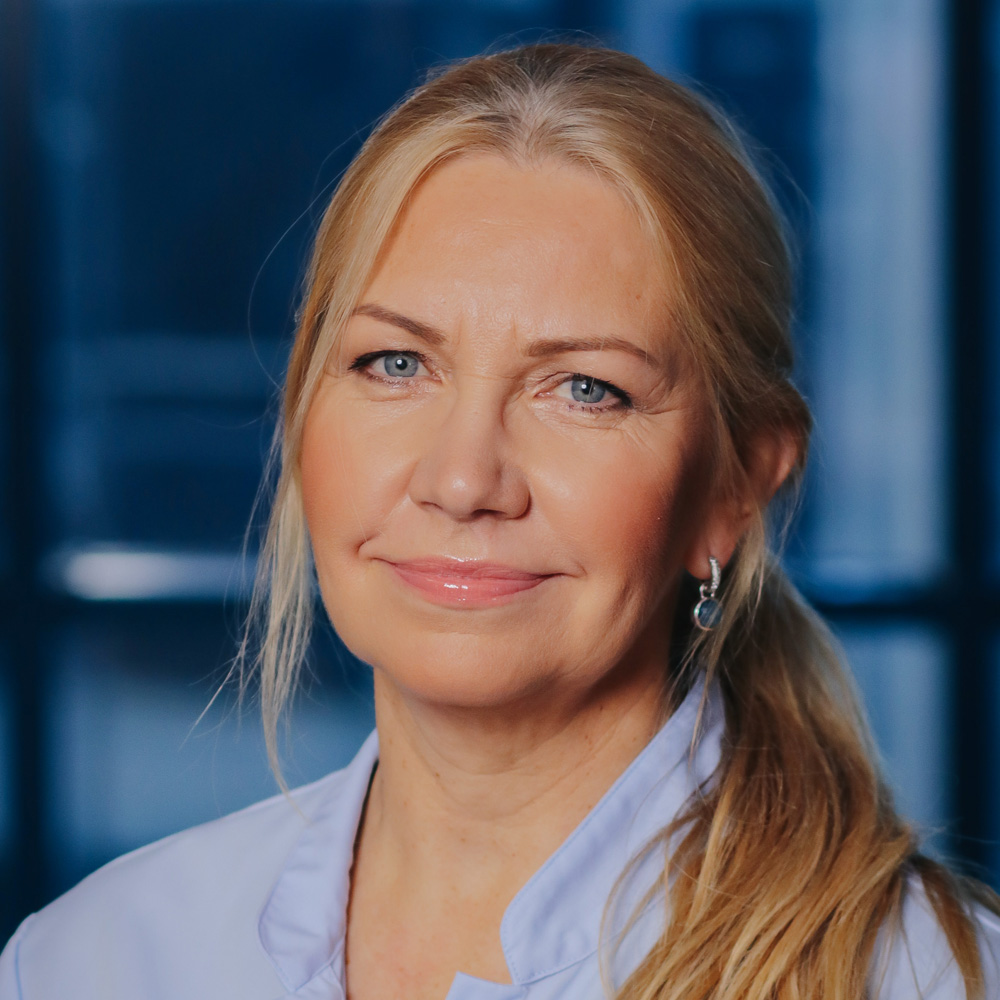 Dr. Riina Akerman