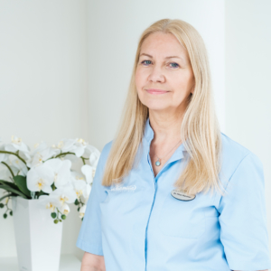 Dr. Riina Akerman