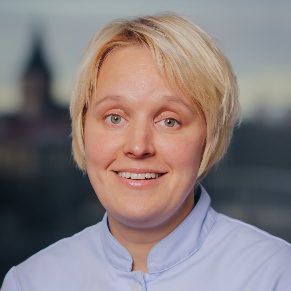dr. Pilleriin Karis