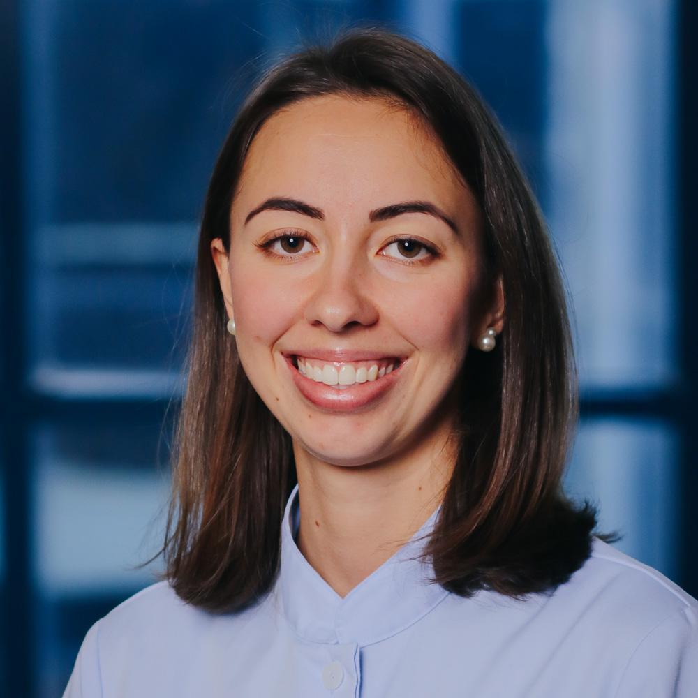 dr. Rebeka Gabor