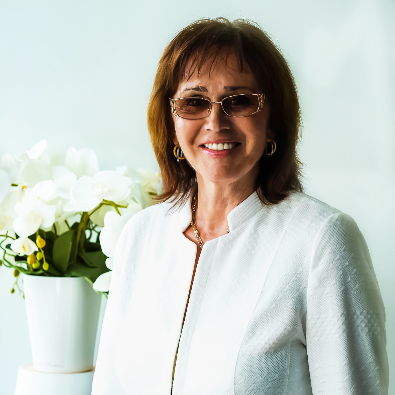 Dr. Mari-Ann Abel